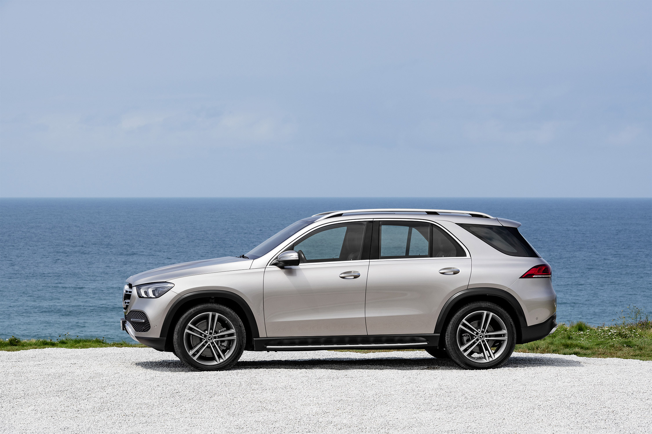 Photo Mercedes Classe Gle Suv V Suv Motorlegend