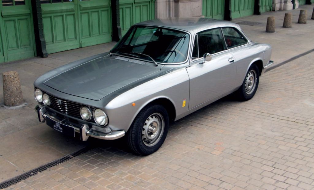 ALFA ROMEO 2000 (Tipo 105) GT Veloce (GTV) coupé 1973