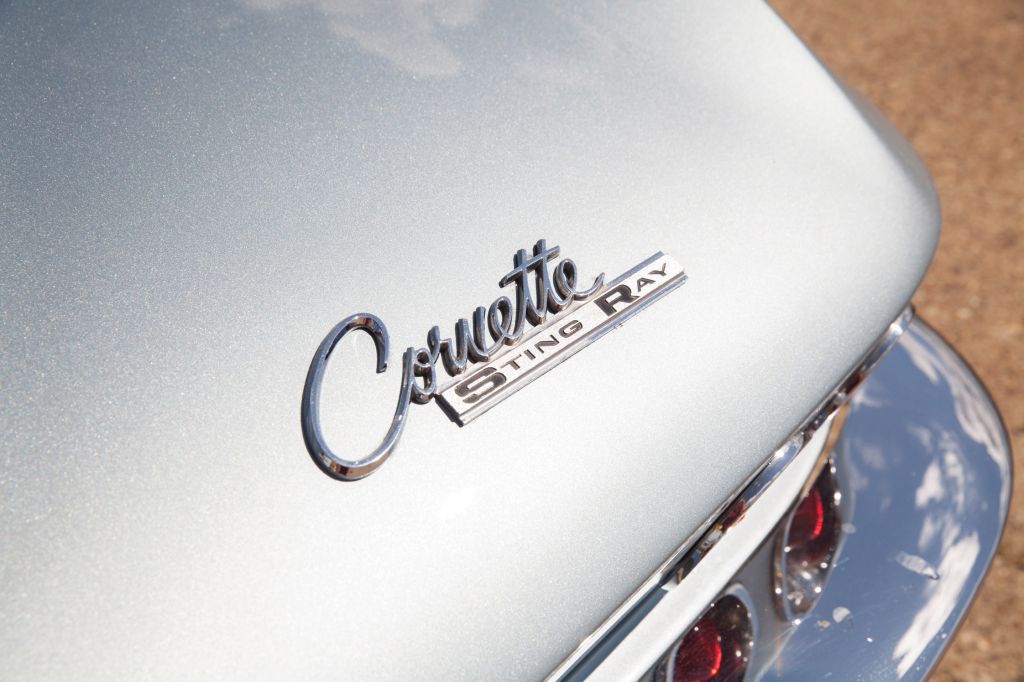 CHEVROLET CORVETTE (C2)  coupé 1963