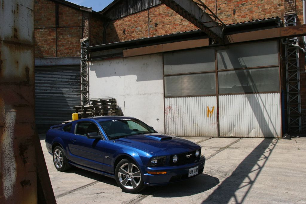FORD MUSTANG V (2005 - 2014) (Serie 1) GT coupé 2004