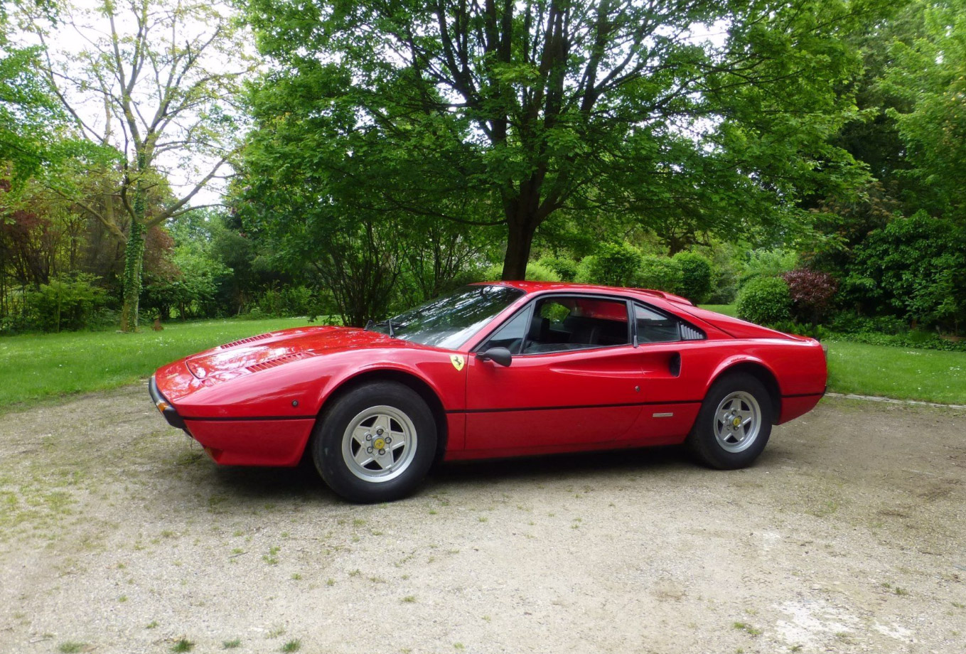 Ferrari 308 gtb vetroresina