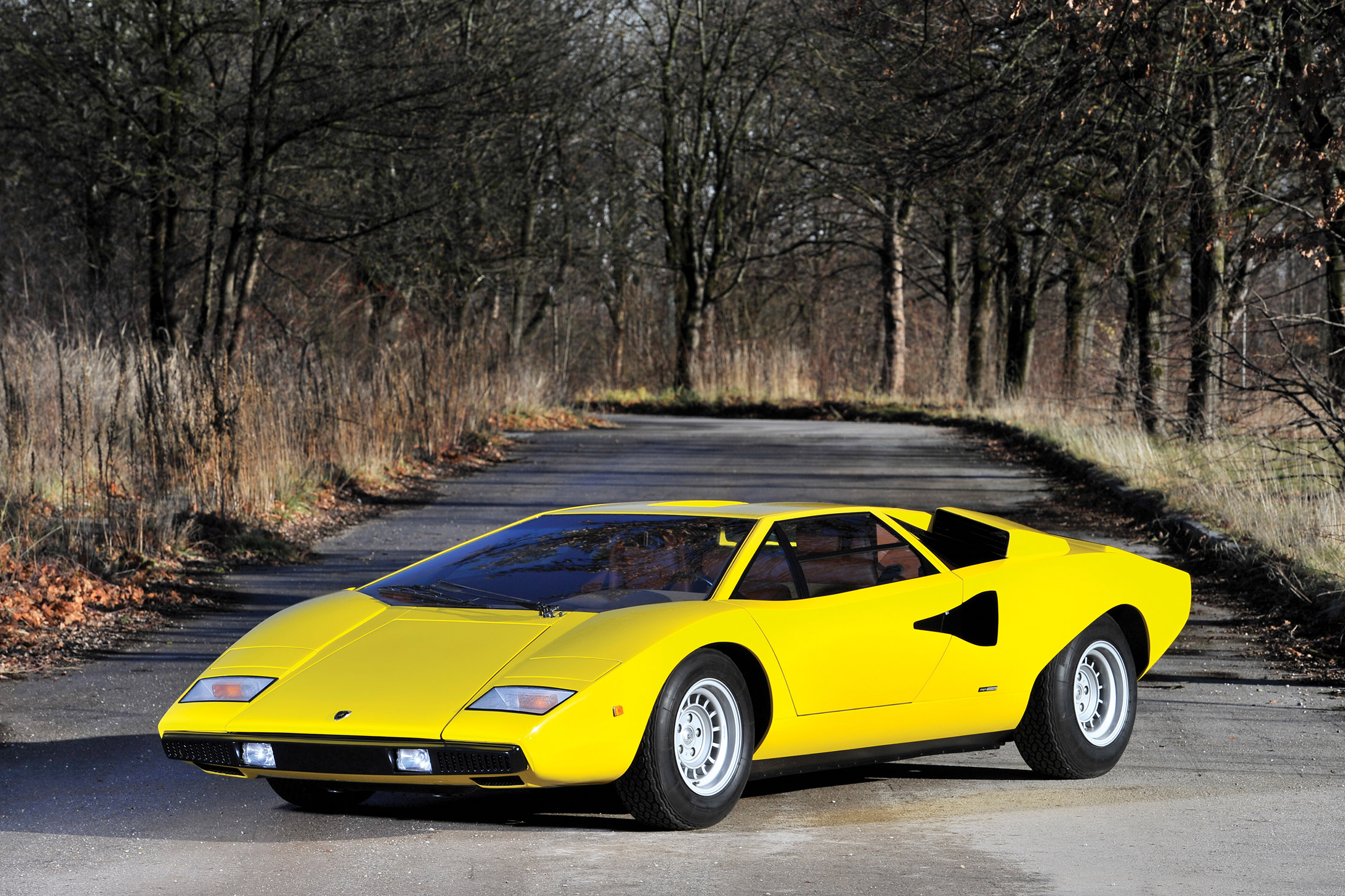 Lamborghini countach максимальная скорость