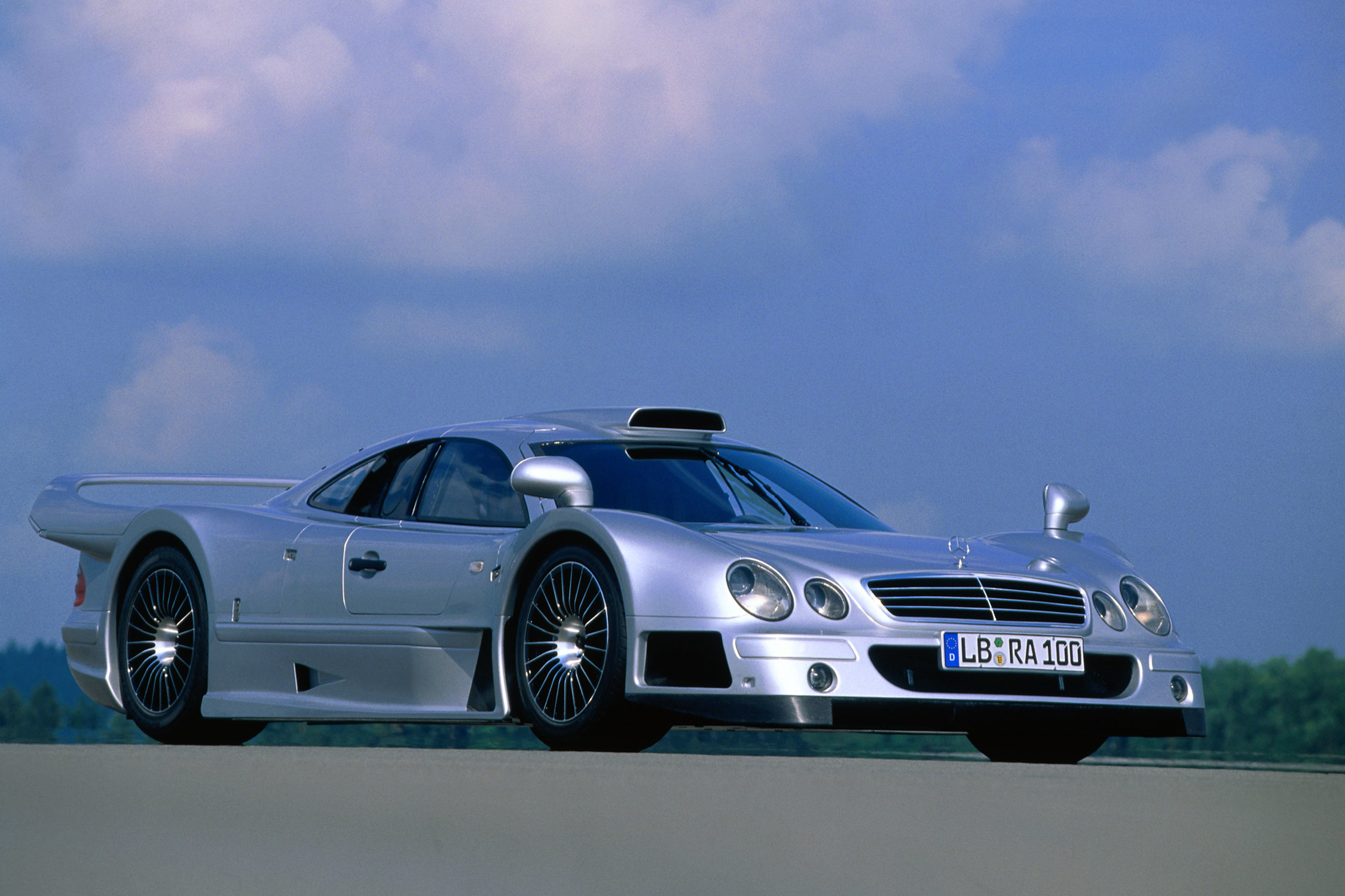 Mercedes CLK GTR (1998) - Mercedes-AMG : 50 ans de performance ...