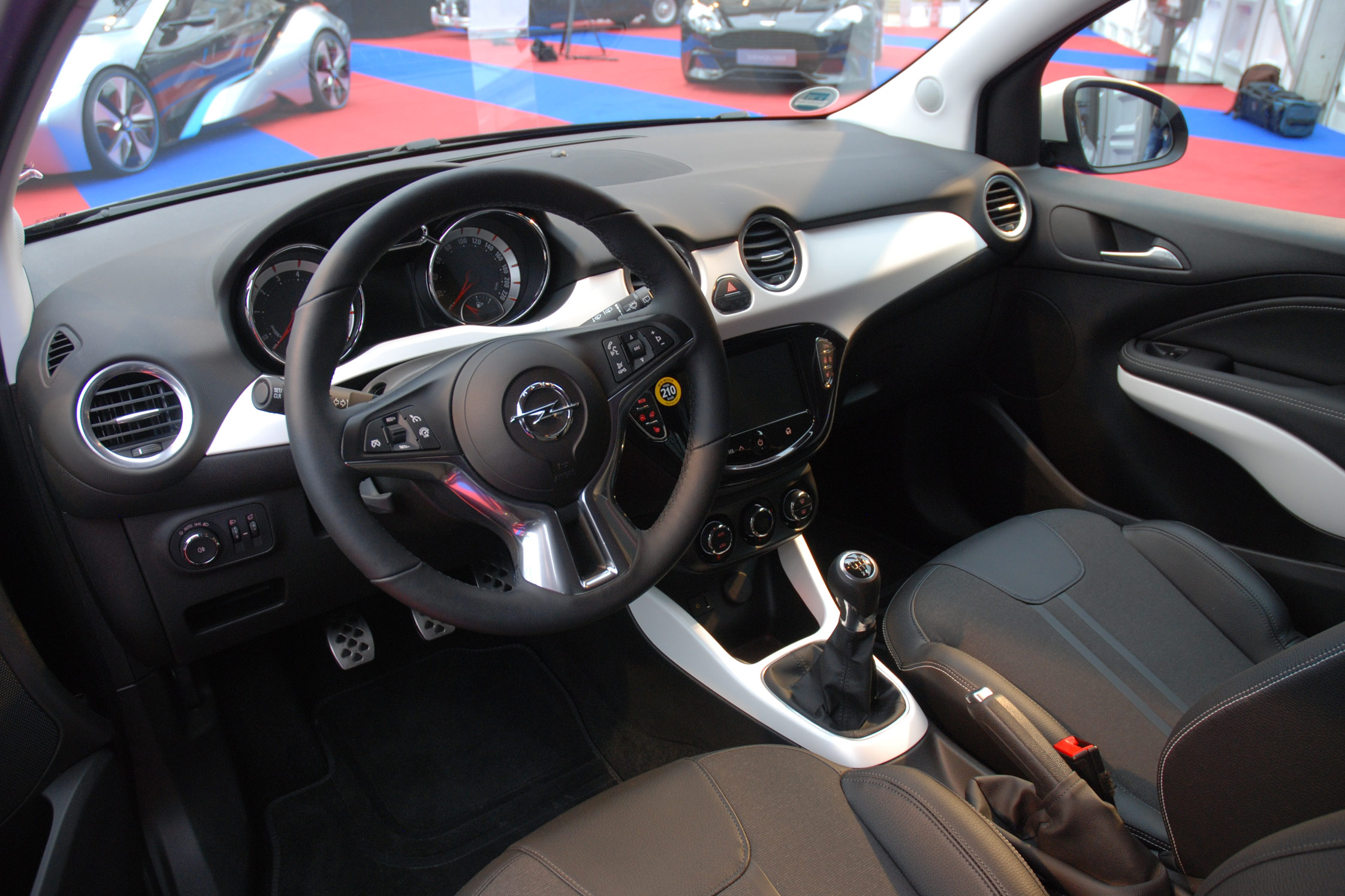 Grand prix du plus bel intérieur : Opel Adam - 28ème ...