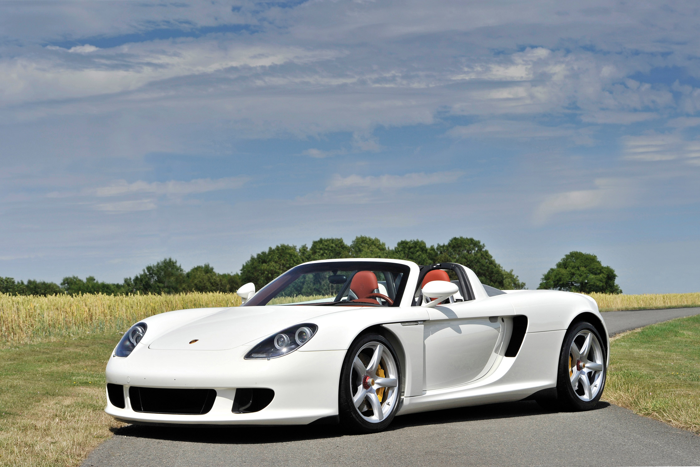 Photo PORSCHE CARRERA GT V10 coupé 2006 médiatheque