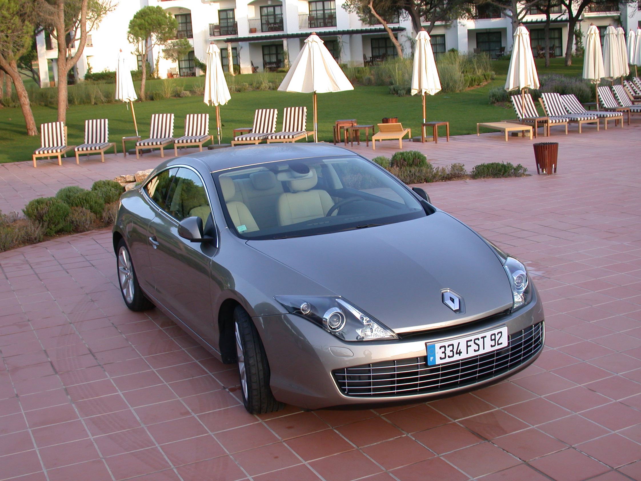 photo RENAULT LAGUNA (III) Coupé 3.0 V6 dCi 235 FAP coupé ...