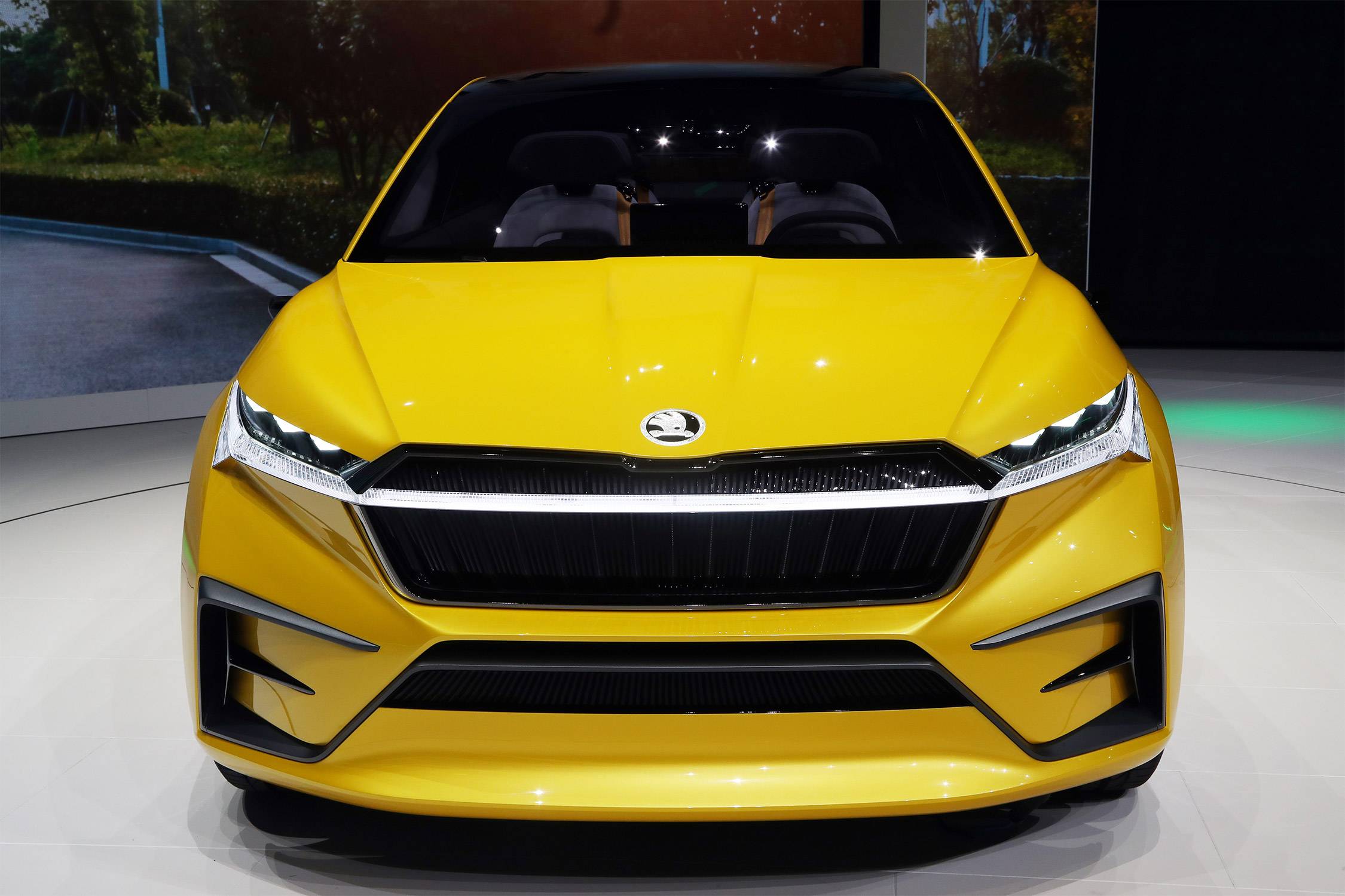 photo SKODA VISION iV Concept concept-car 2019 - Motorlegend.com
