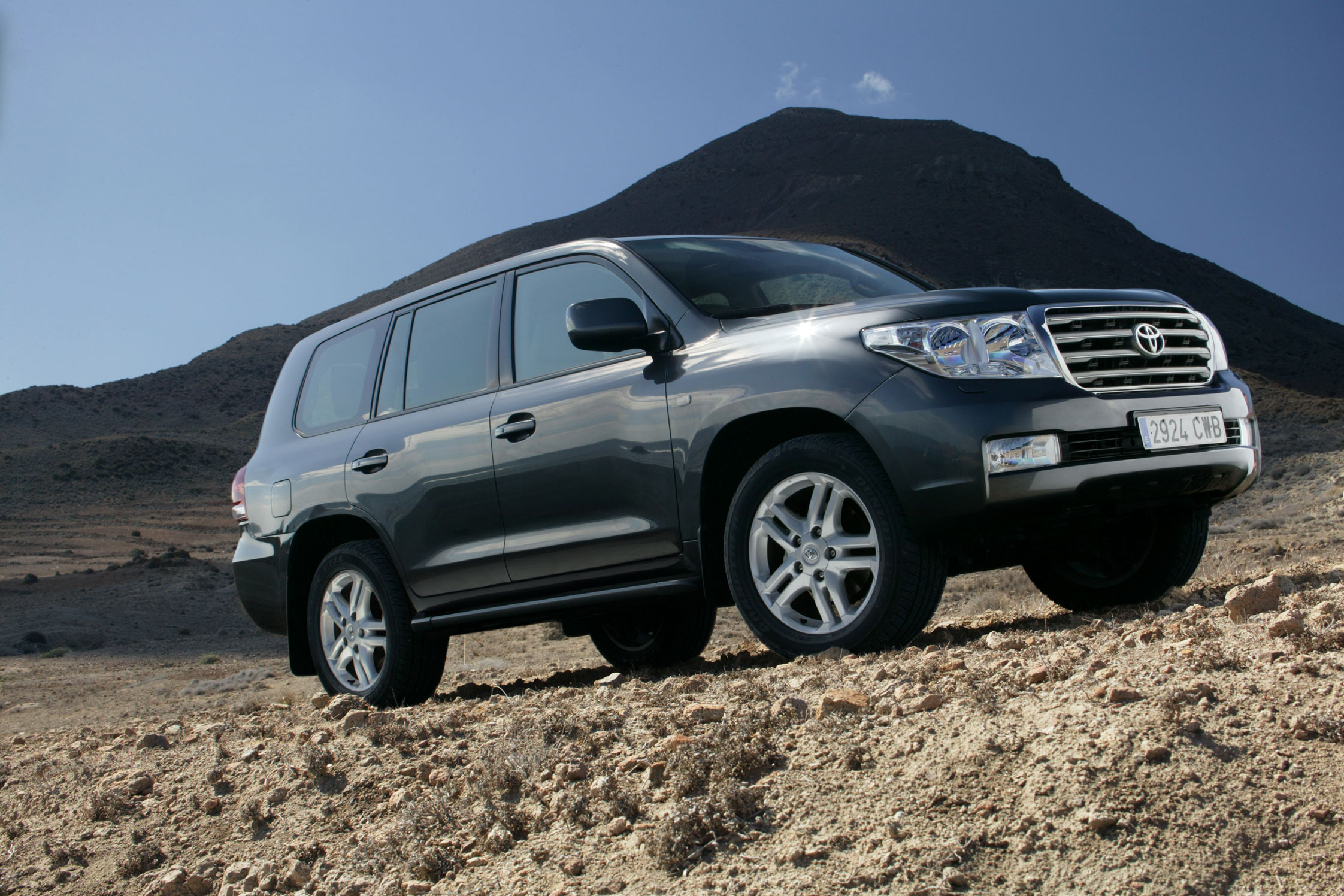 photo TOYOTA LAND CRUISER SW 4.5 V8 D-4D 4x4 2008 - Motorlegend.com