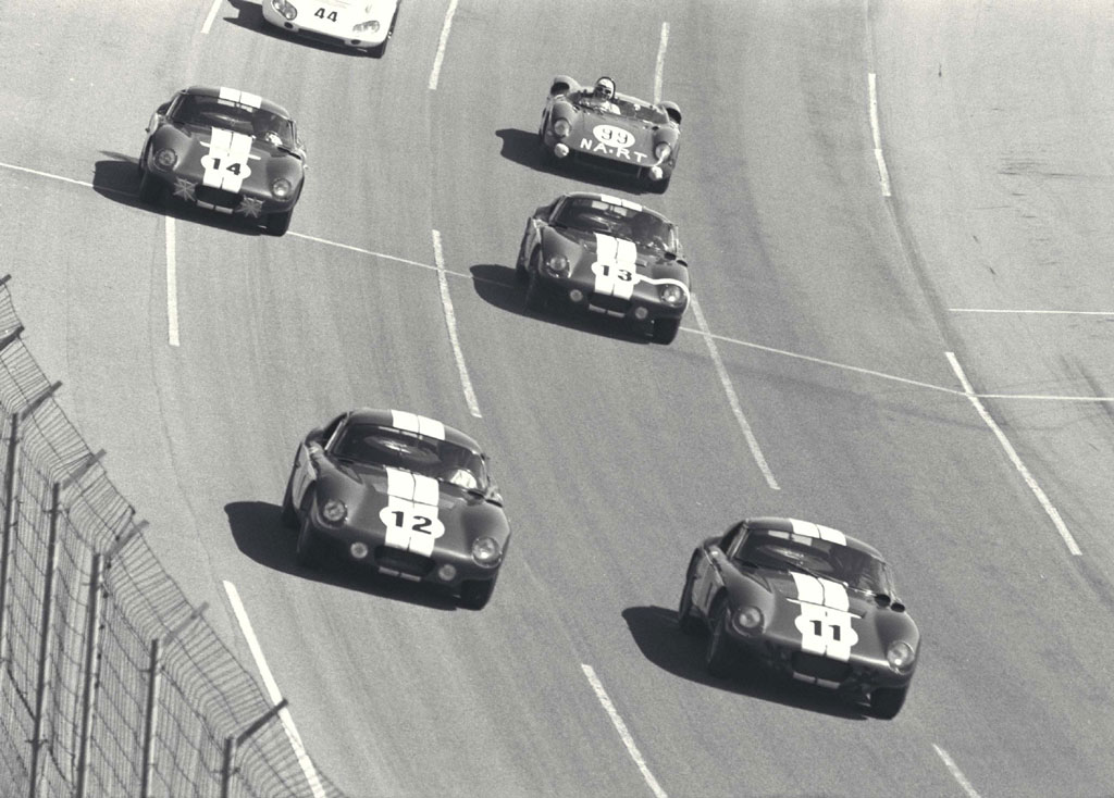 AC COBRA Daytona compétition 1965