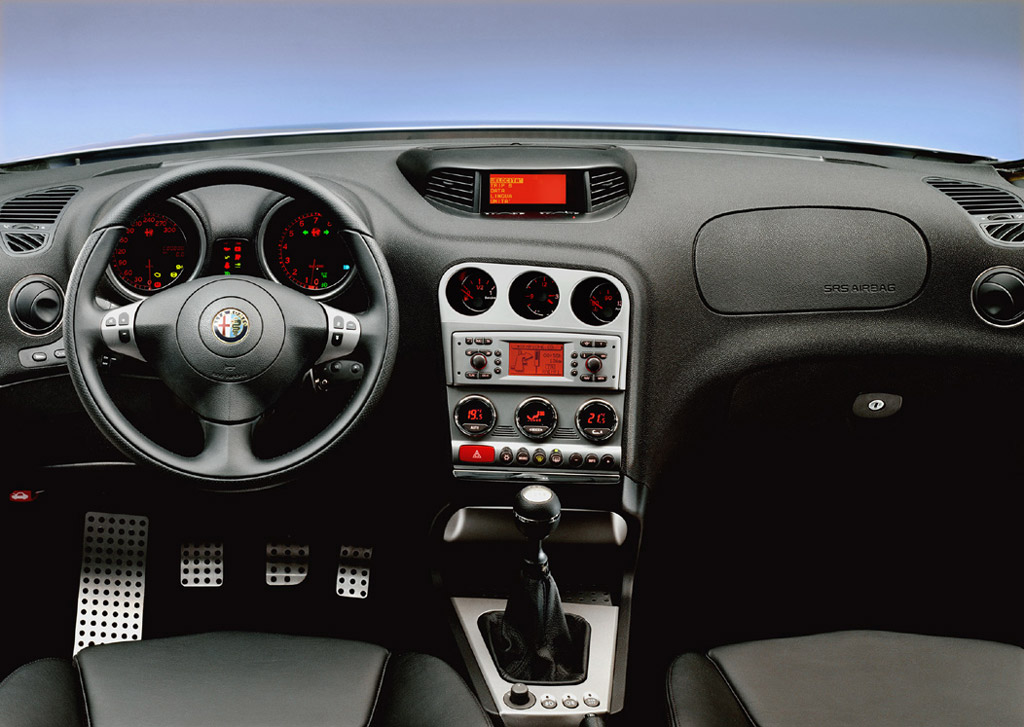 ALFA ROMEO 156 3.2 V6 24v GTA berline 2002