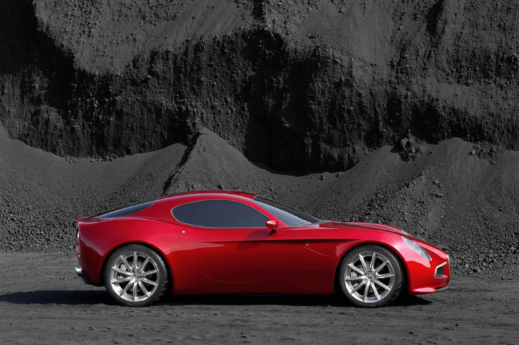 ALFA ROMEO 8C