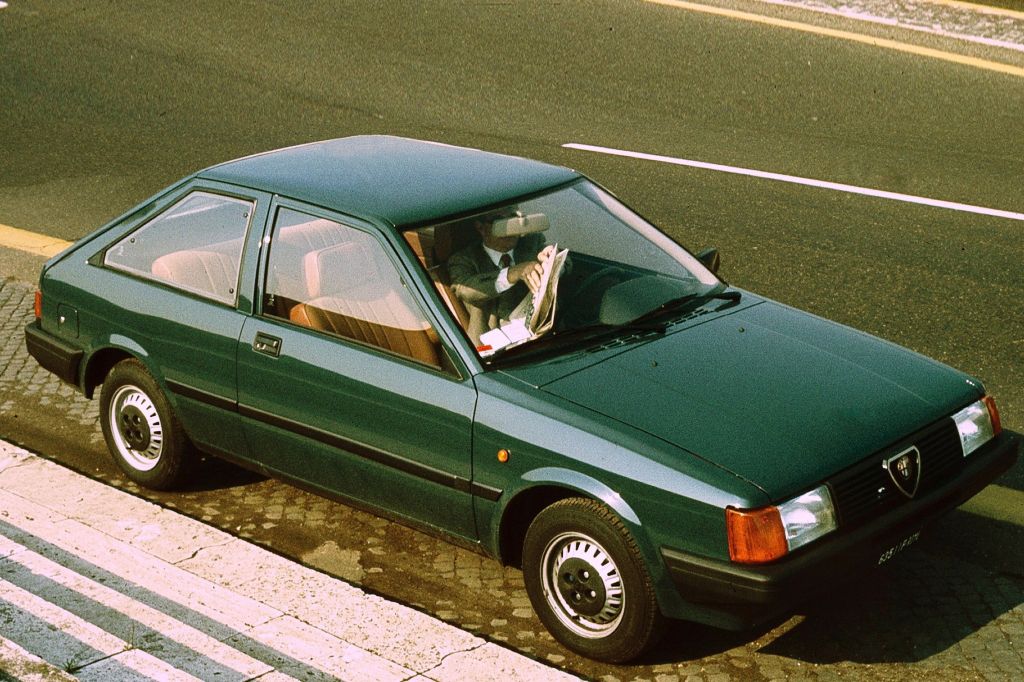 01 Alfa Romeo Arna (1983)