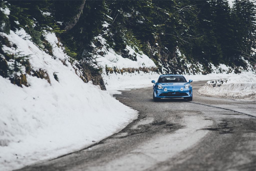 ALPINE A110 (2) 1.8 turbo 252 ch coupé 2018