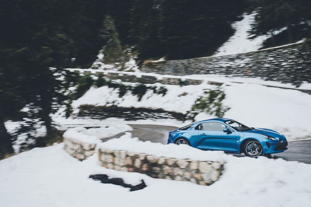 ALPINE A110 (2) 1.8 turbo 252 ch coupé 2018