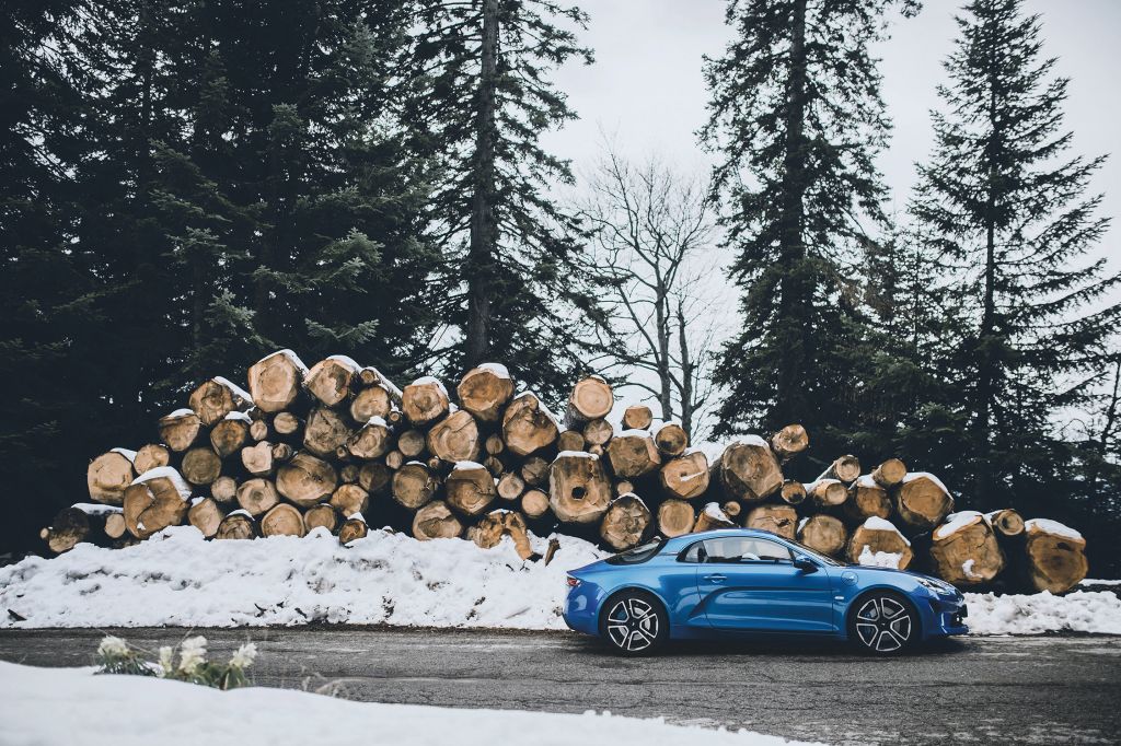 ALPINE A110 (2)  coupé 2017