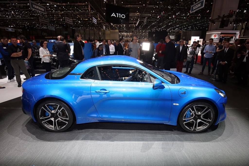 ALPINE A110 (2)  coupé 2017