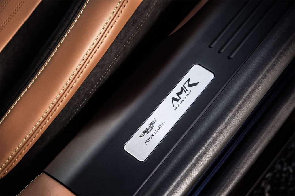 ASTON MARTIN DB11 AMR V12 5.2 639 ch coupé 2018