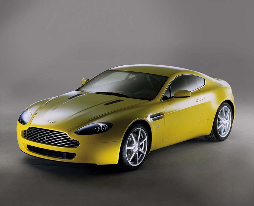 ASTON MARTIN V8 VANTAGE