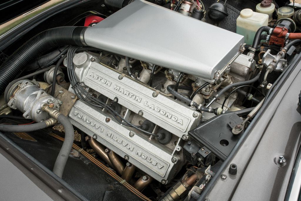 ASTON MARTIN V8 Vantage 5.3l 380 ch coupé 1982