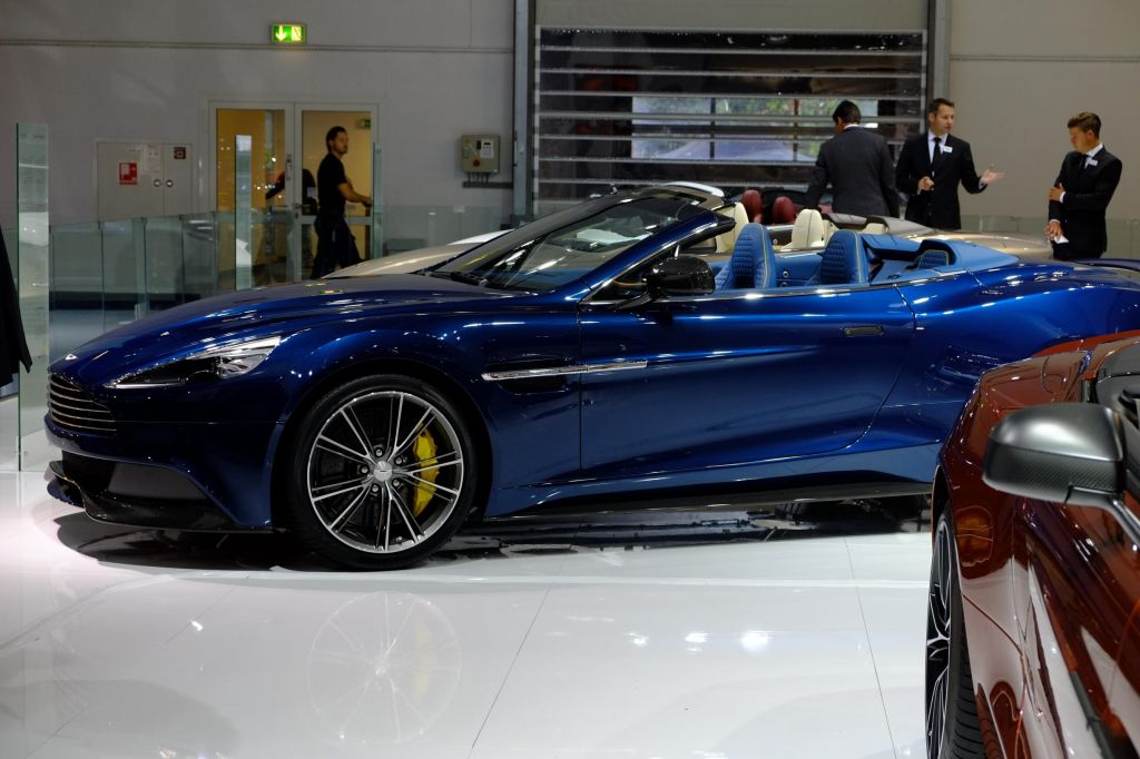 ASTON MARTIN VANQUISH (2) Volante V12 6.0 573 ch cabriolet 2013