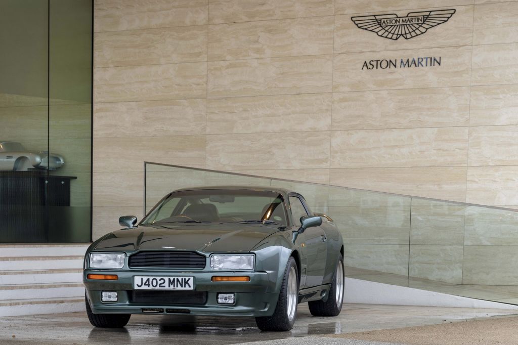 ASTON MARTIN VIRAGE (I) 6.3 conversion coupé 1992