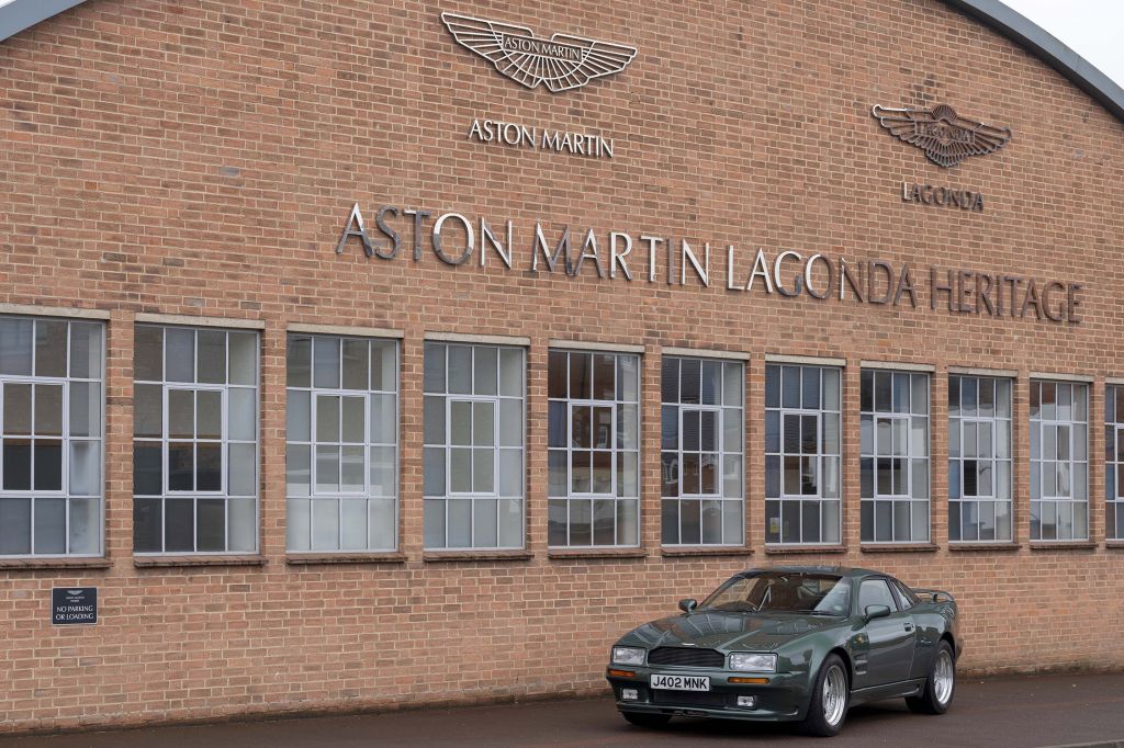 ASTON MARTIN VIRAGE (I) 6.3 conversion coupé 1992