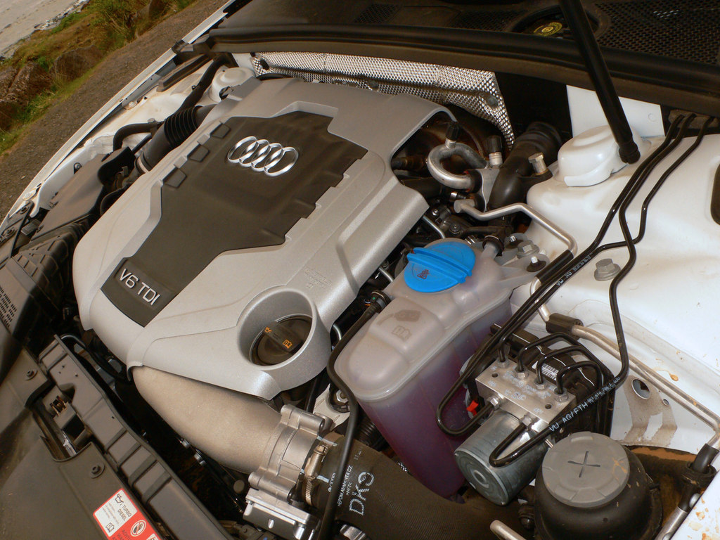 AUDI A4 ALLROAD (B8) Quattro 3.0 TDI V6 240ch break 2009