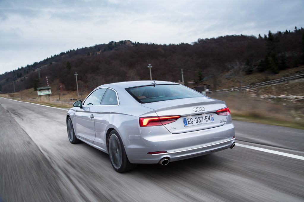 AUDI A5 (2 (Coupé)) 3.0 TDI quattro S tronic 218 ch coupé 2016