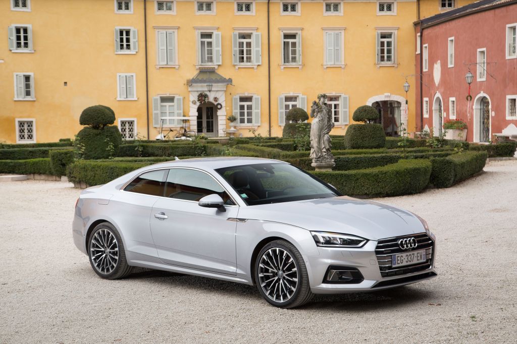 AUDI A5 (2 (Coupé))  coupé 2022