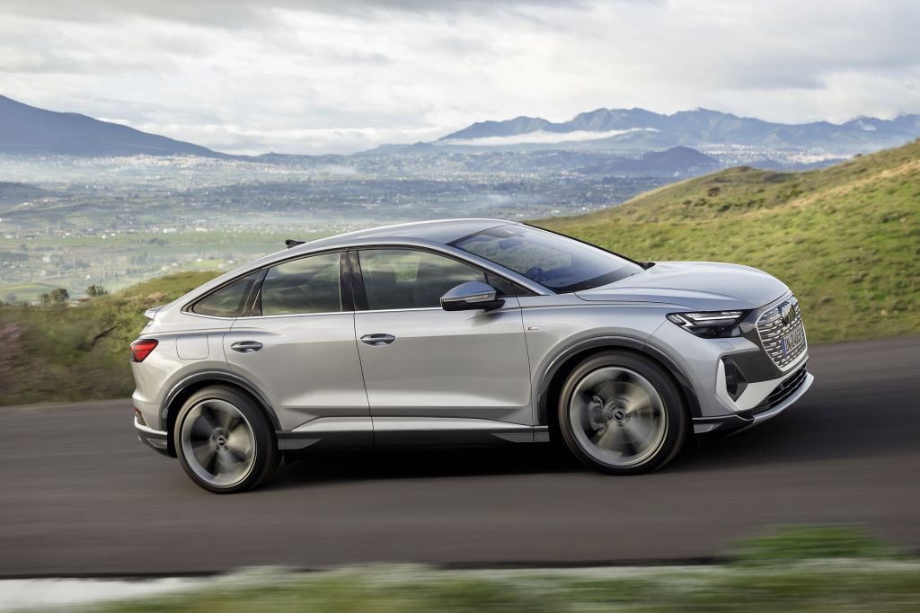 AUDI Q4 Sportback 50 e-tron quattro SUV 2021