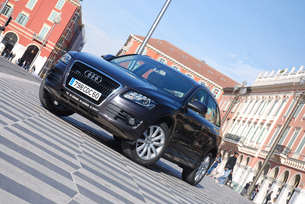 AUDI Q5 (1) 3.0 TDI V6 Quattro 240 DPF SUV 2008