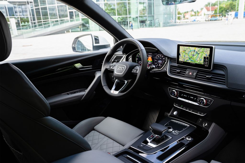 AUDI Q5 (2) 55 TFSI e quattro 367 ch SUV 2019