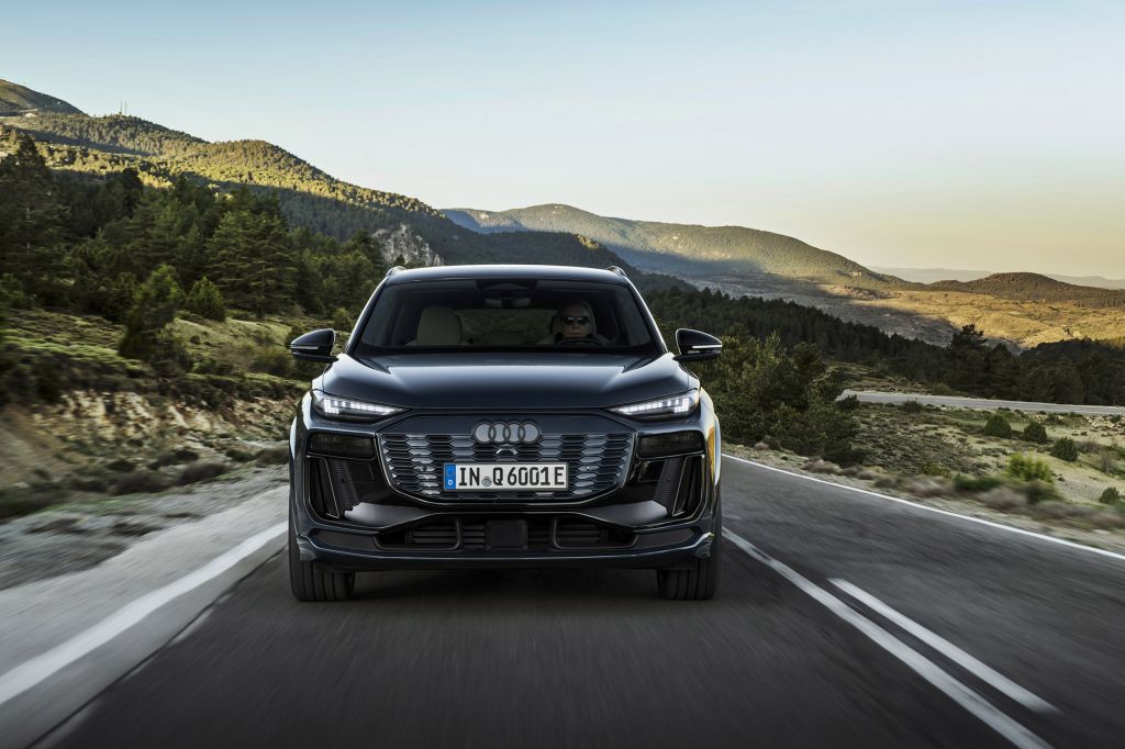 AUDI Q6 E-TRON quattro 387 ch SUV 2024