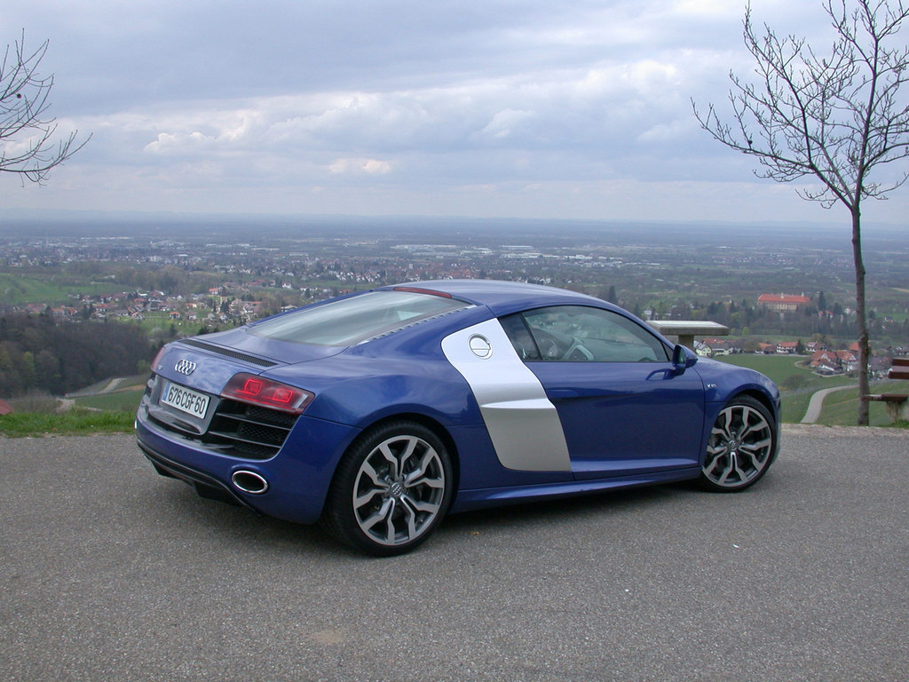 AUDI R8 (I) V10 5.2 FSI Quattro R-tronic 525ch coupé 2009