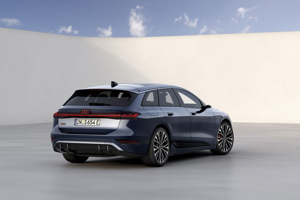 AUDI S6 E-TRON Avant quattro 503 ch break 2025