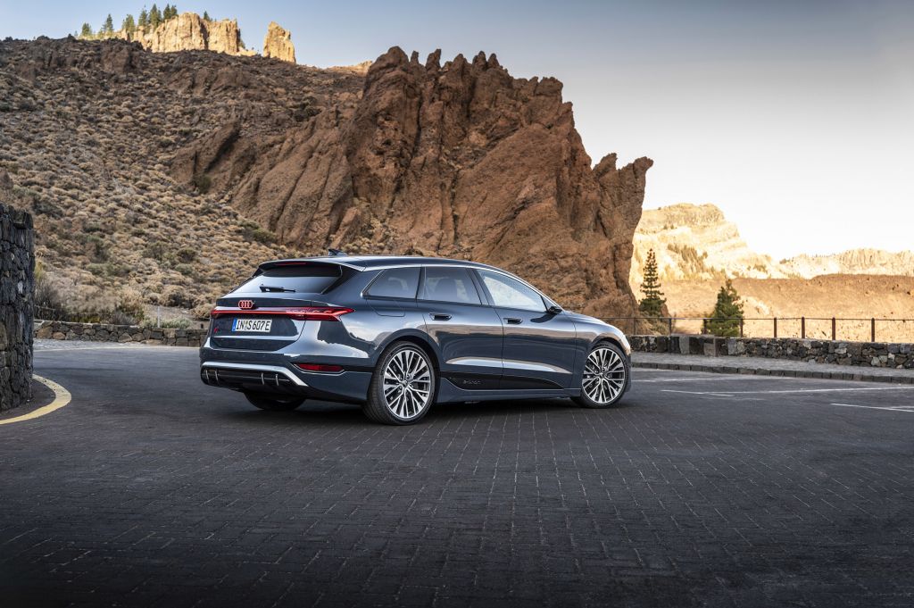 AUDI S6 E-TRON Avant quattro 503 ch break 2025