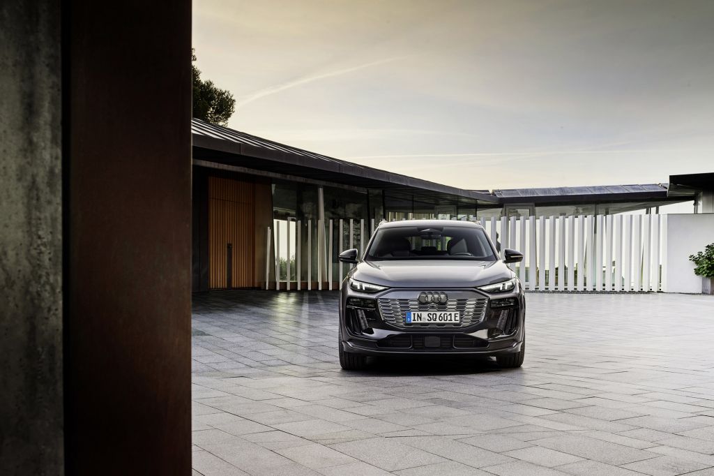 AUDI SQ6 e-tron 517 ch SUV 2024