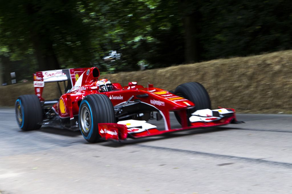Kimi Raikkonen et sa F1 Ferrari F10 (2010)