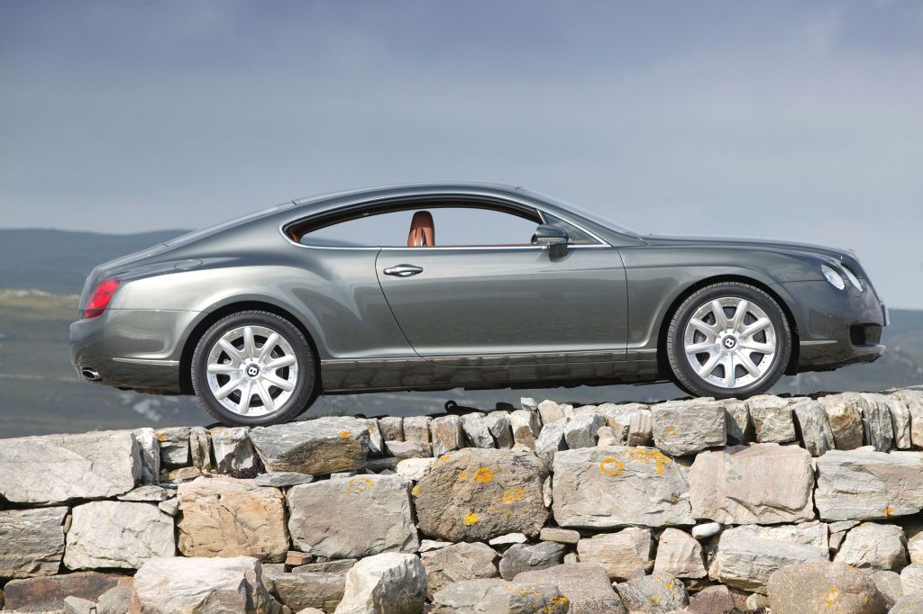 BENTLEY CONTINENTAL GT (2) Supersports coupé 2003