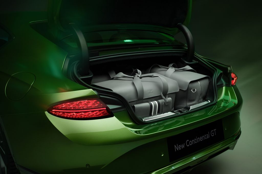 BENTLEY CONTINENTAL GT (4) V8 Hybrid 782 ch coupé 2024