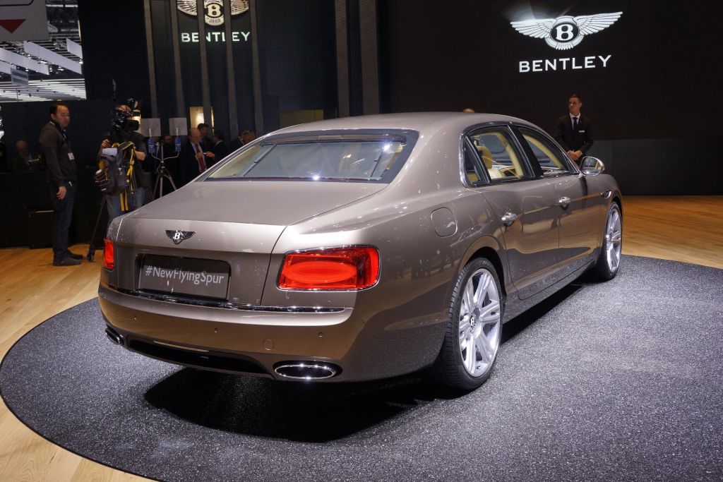 BENTLEY FLYING SPUR (2) W12 berline 2013