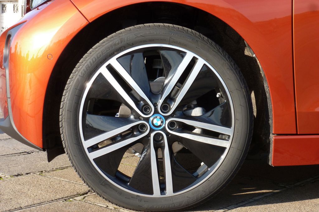 BMW i3 Range extender 60 Ah berline 2013