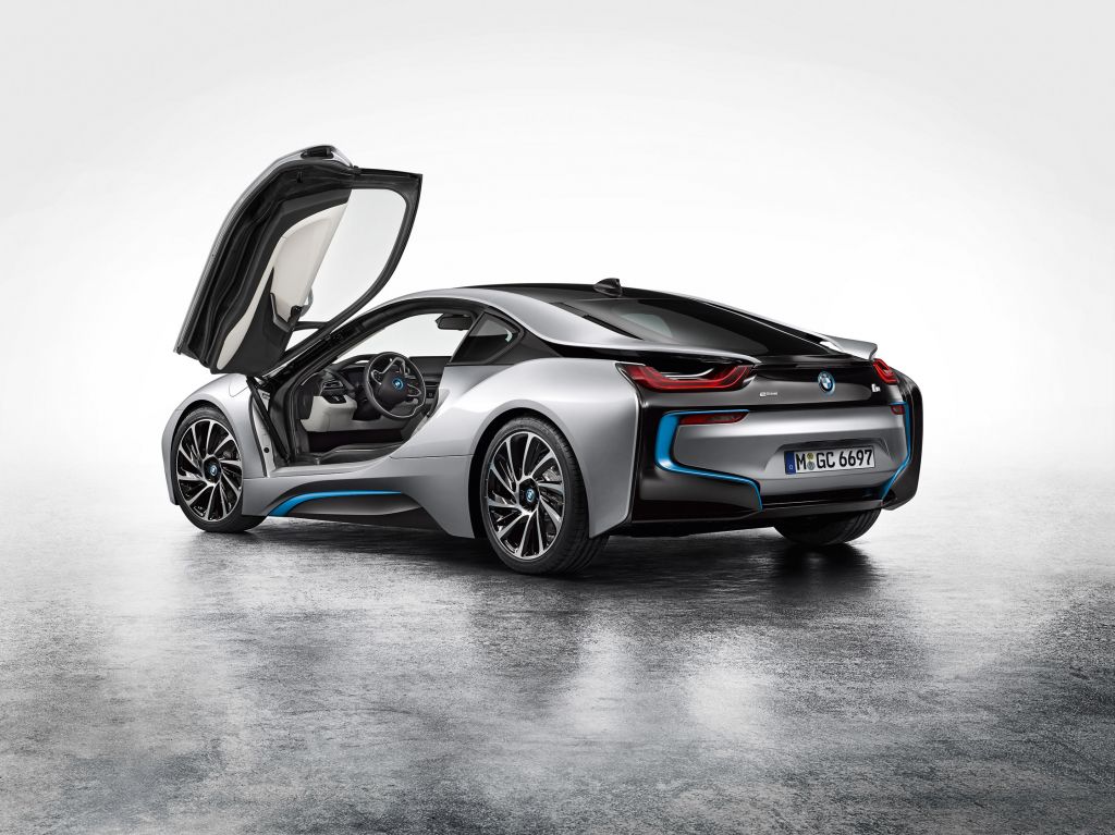 BMW i8  coupé 2013