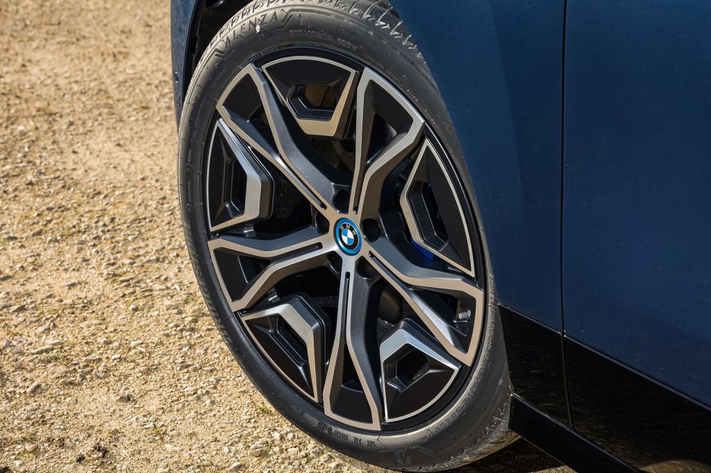 BMW iX xDrive50 523 ch SUV 2021