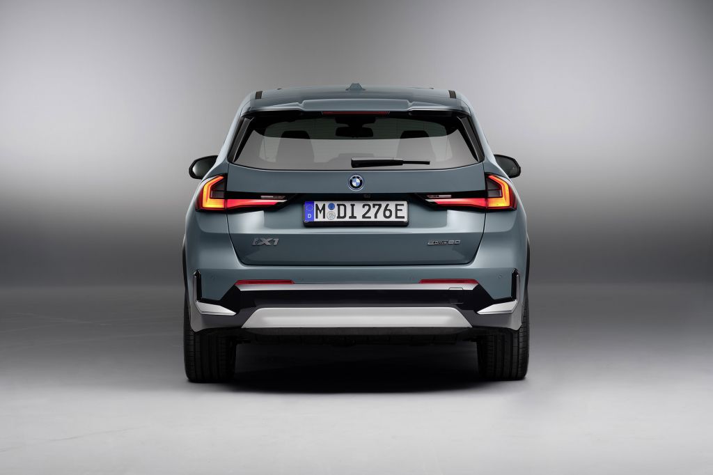 BMW iX1 eDrive20 SUV 2023