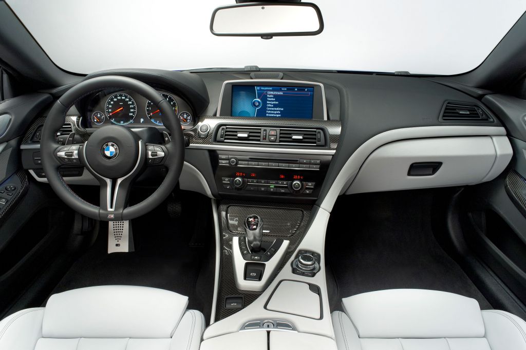 BMW M6 (F12 Cabriolet) V8 cabriolet 2012
