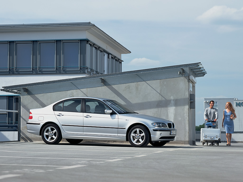 BMW SERIE 3 (E46) 325i 192ch berline 2002