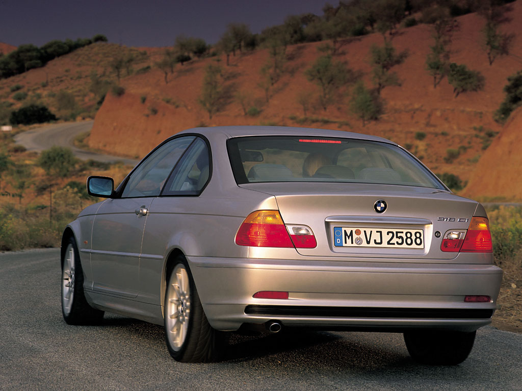 photo BMW SERIE 3 (E90 Berline) 318d 122ch coupé 2002