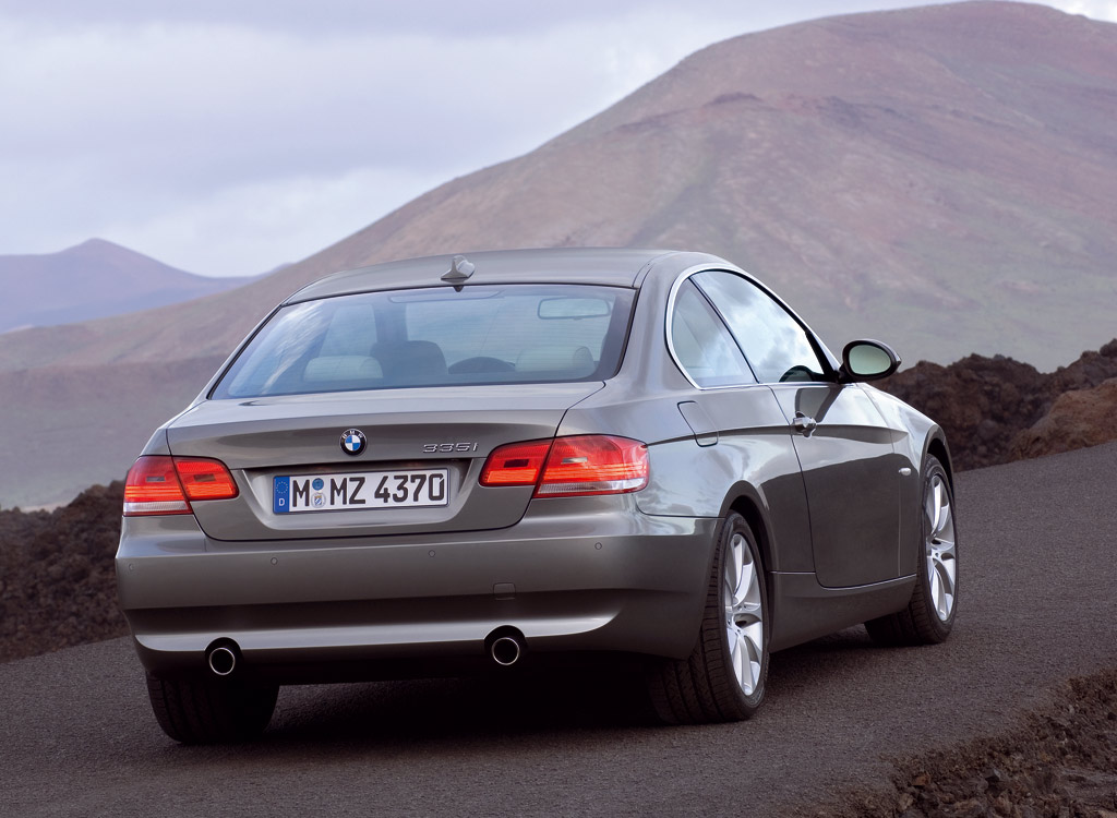 BMW SERIE 3 (E92 Coupé) 335i 306ch coupé 2006