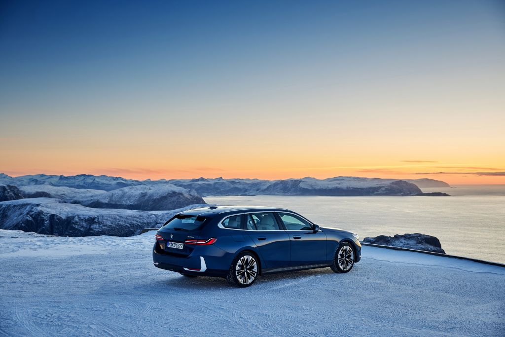 BMW SERIE 5 (G61 Touring) 520d xDrive 197 ch break 2024